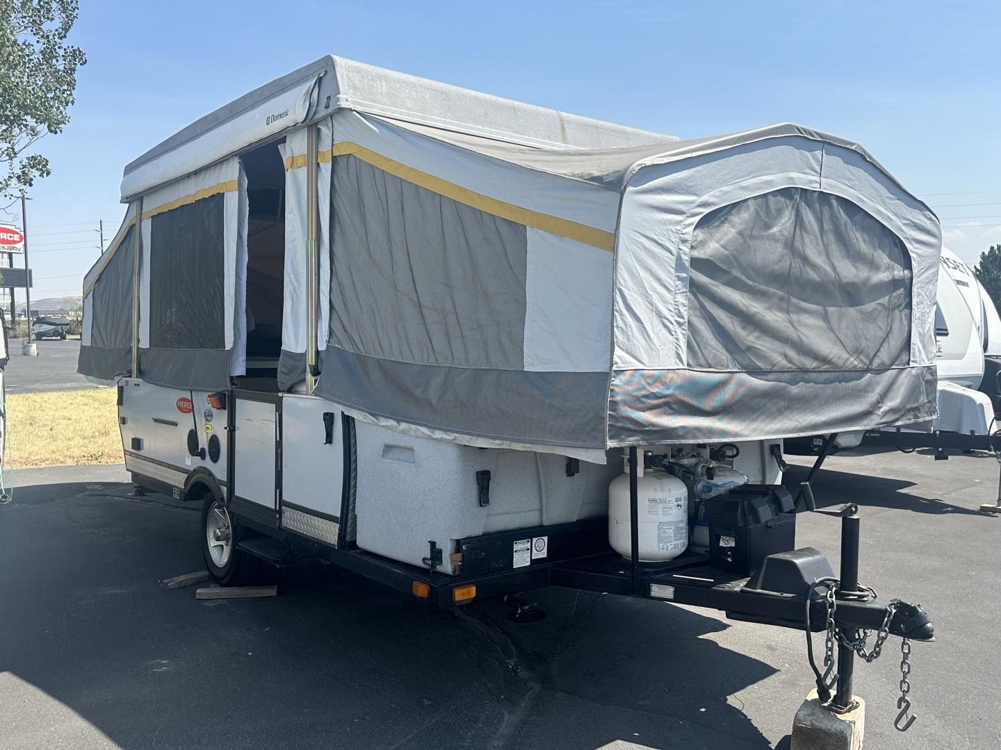 2012 Palomino 2012 Palomino Traverse - image 1