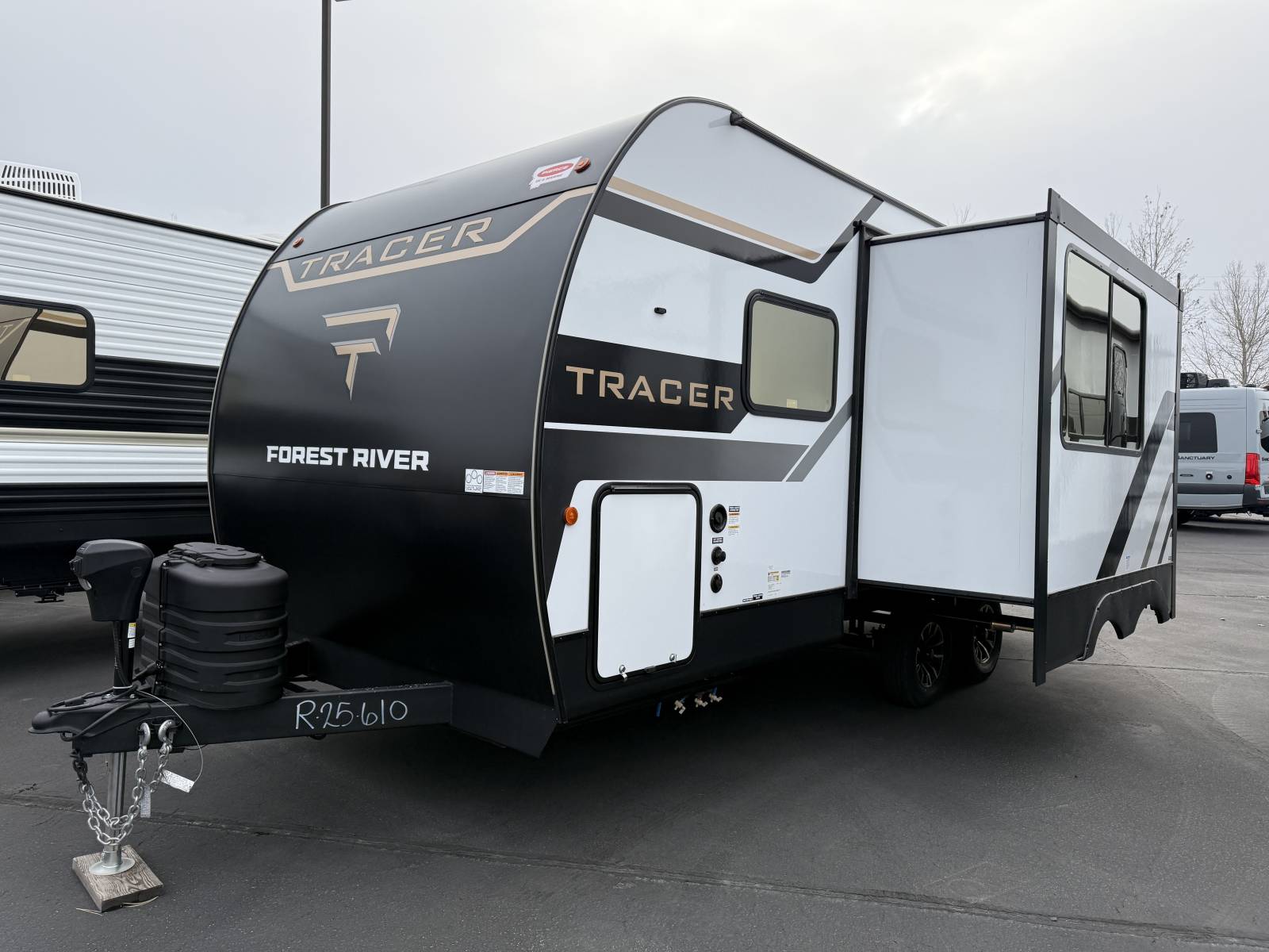 2026 Prime Time RV 2026 Prime Time RV Tracer - image 1