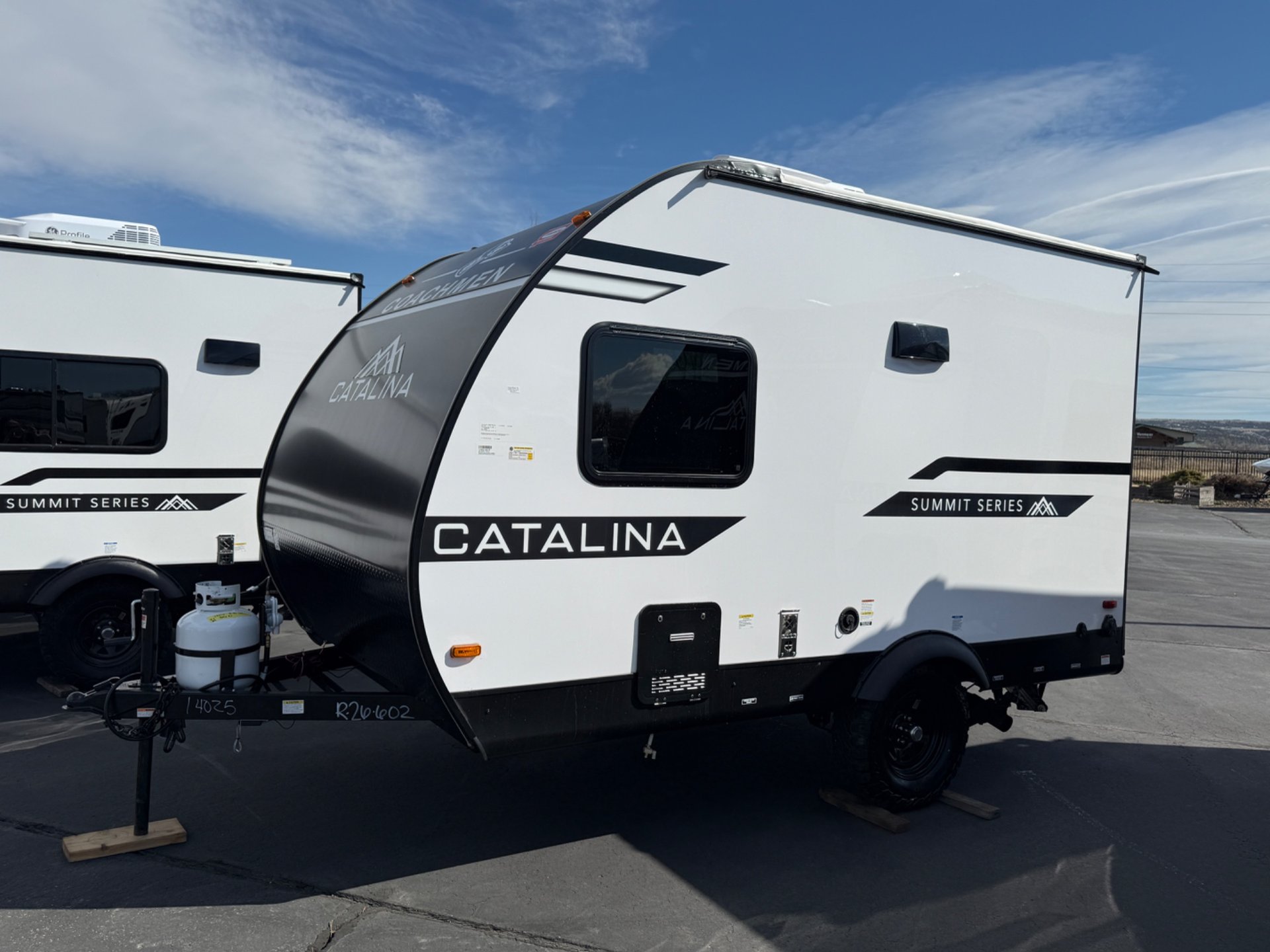 2026 Coachmen 2026 Coachmen Catalina Summit Series 7 - image 1