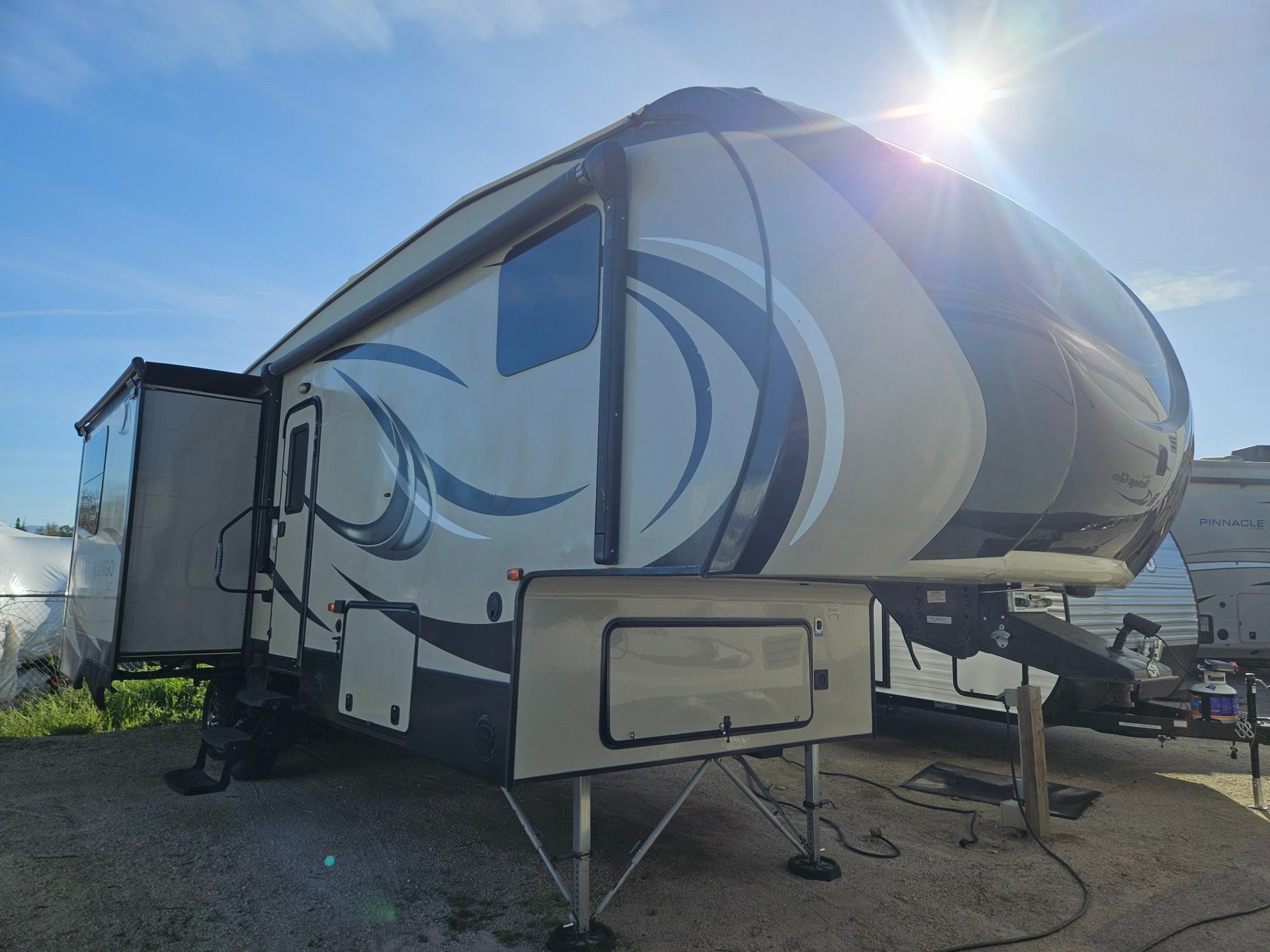 2015 KZ RV 2015 KZ RV Durango - image 1