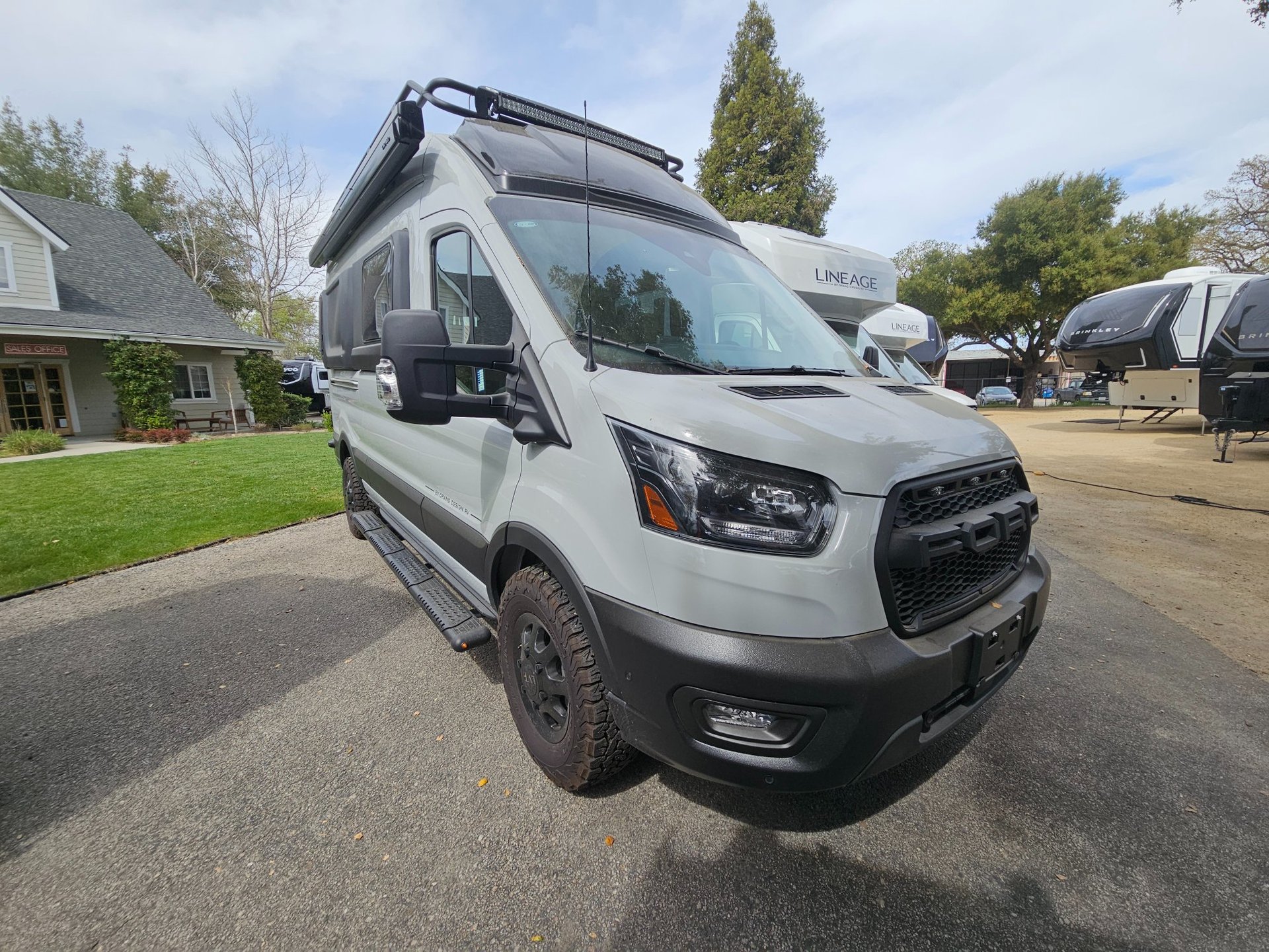 2026 Grand Design 2026 Grand Design Lineage Series Vt - image 1