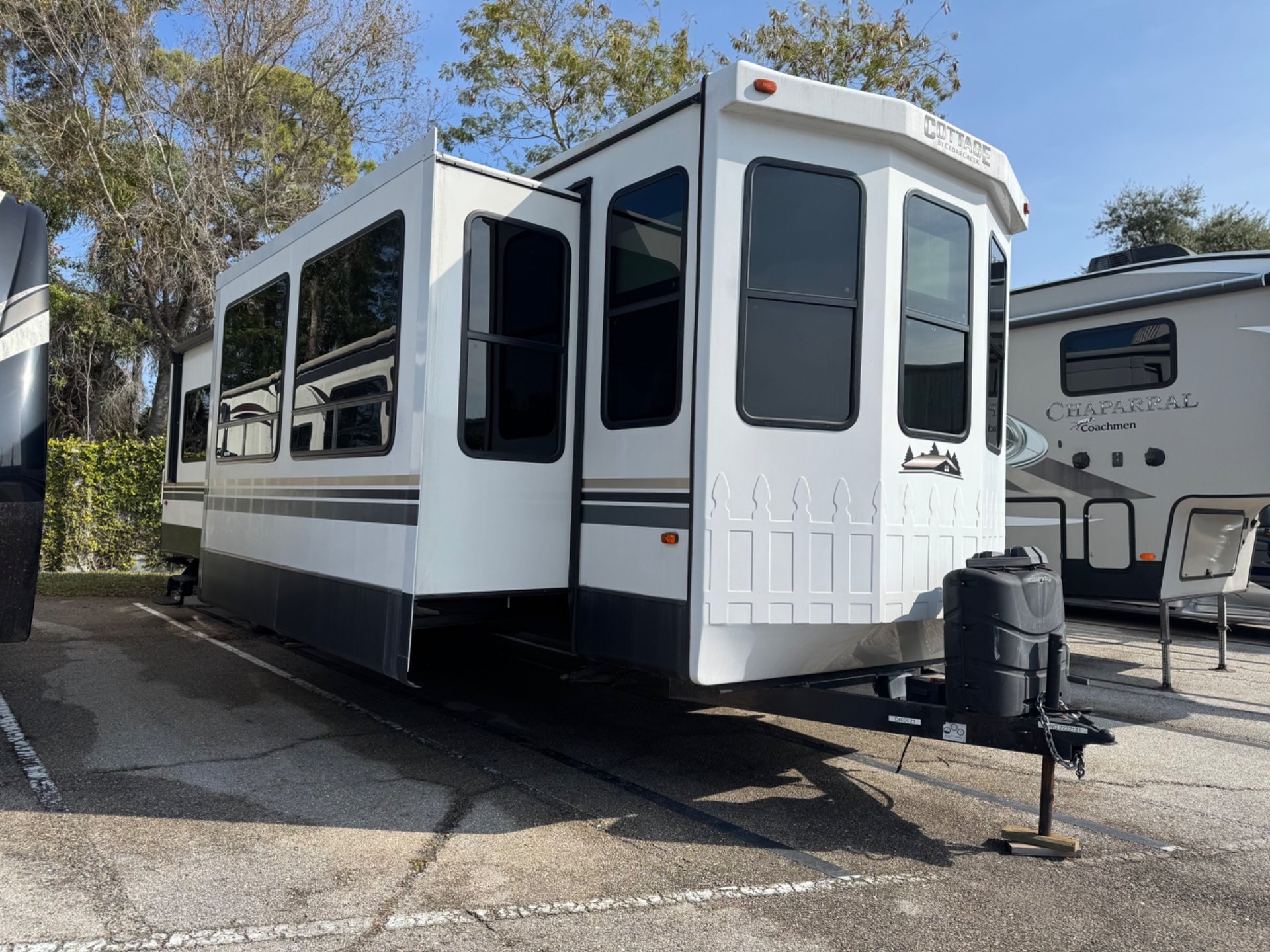 2021 Cedar Creek 2021 Cedar Creek FOREST RIVER - image 1