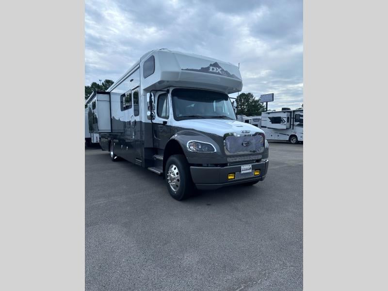 2025 Dynamax 2025 Dynamax DX3 - image 1