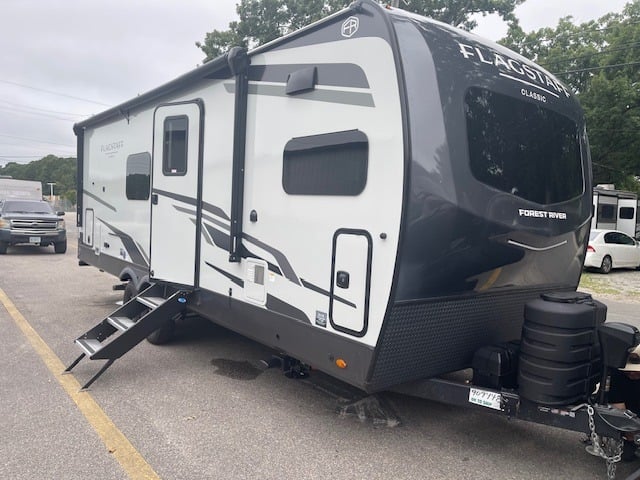 2026 Forest River 2026 Forest River Flagstaff Classic - image 1