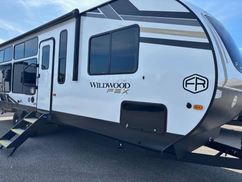 2025 Forest River 2025 Forest River Wildwood FSX - image 1