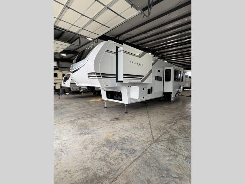 2026 Grand Design 2026 Grand Design Influence - image 1