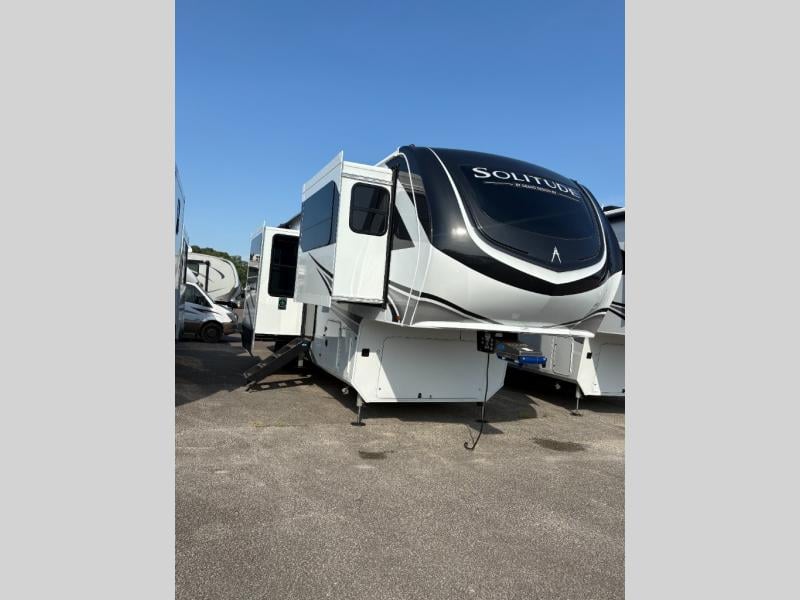 2026 Grand Design 2026 Grand Design Solitude - image 1