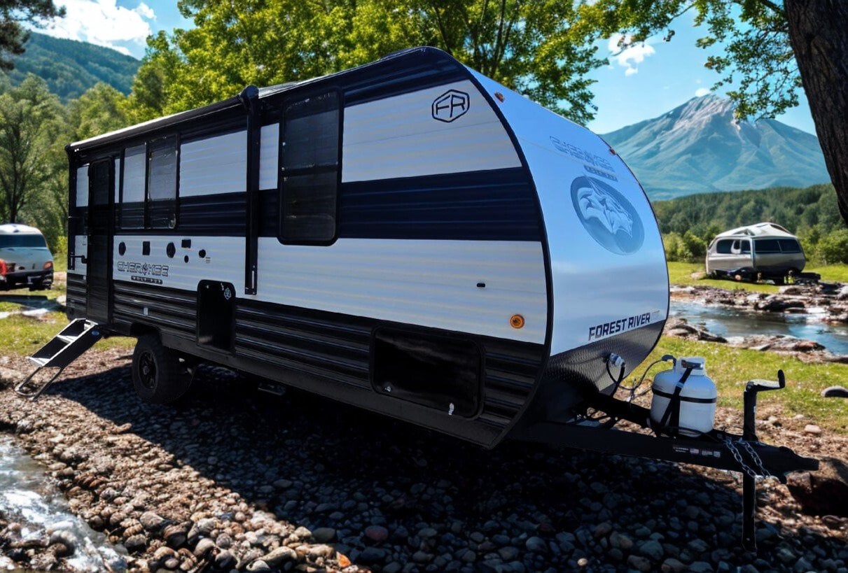 2026 Forest River 2026 Forest River Cherokee Wolf Pup - image 1