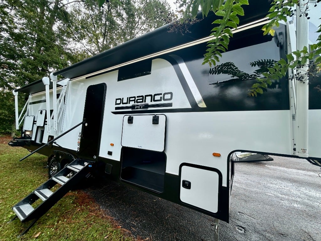 2026 KZ RV 2026 KZ RV Durango Half-Ton - image 1