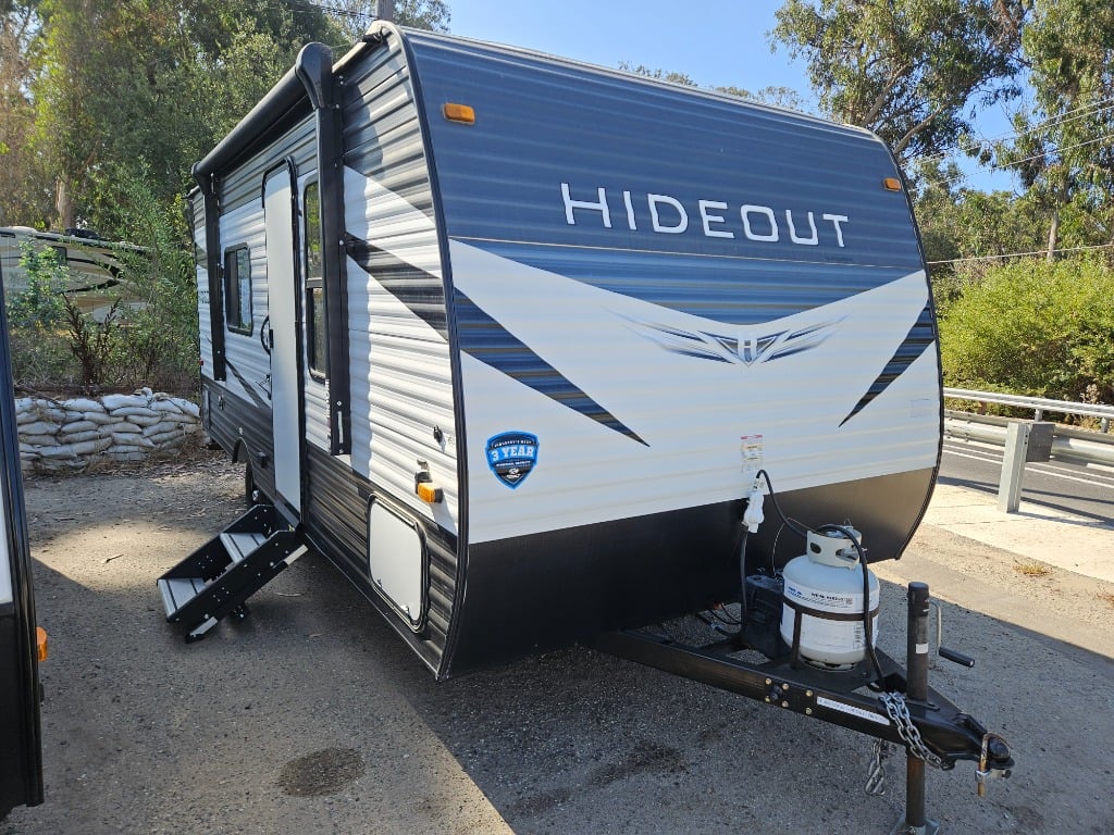 2021 Keystone RV 2021 Keystone RV Hideout - image 1