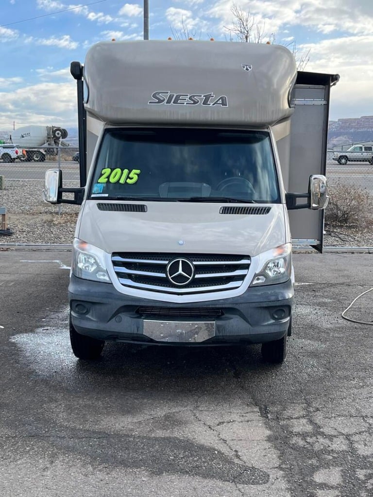 2015 Thor Motor Coach 2015 Thor Motor Coach Siesta Sprinter - image 1