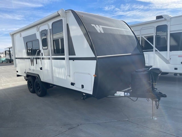 2026 Winnebago 2026 Winnebago Micro Minnie - image 1