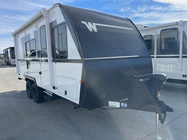 2026 Winnebago 2026 Winnebago Micro Minnie - image 1