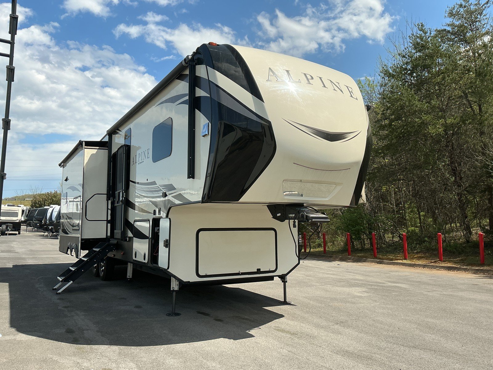 2020 Keystone RV 2020 Keystone RV Alpine - image 1