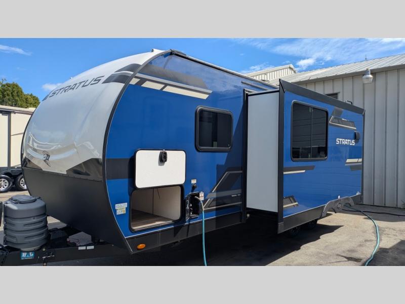 Used 2025 Venture RV Stratus SR221VRK