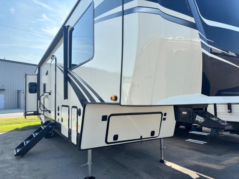 2021 Forest River Sierra 3550fl
