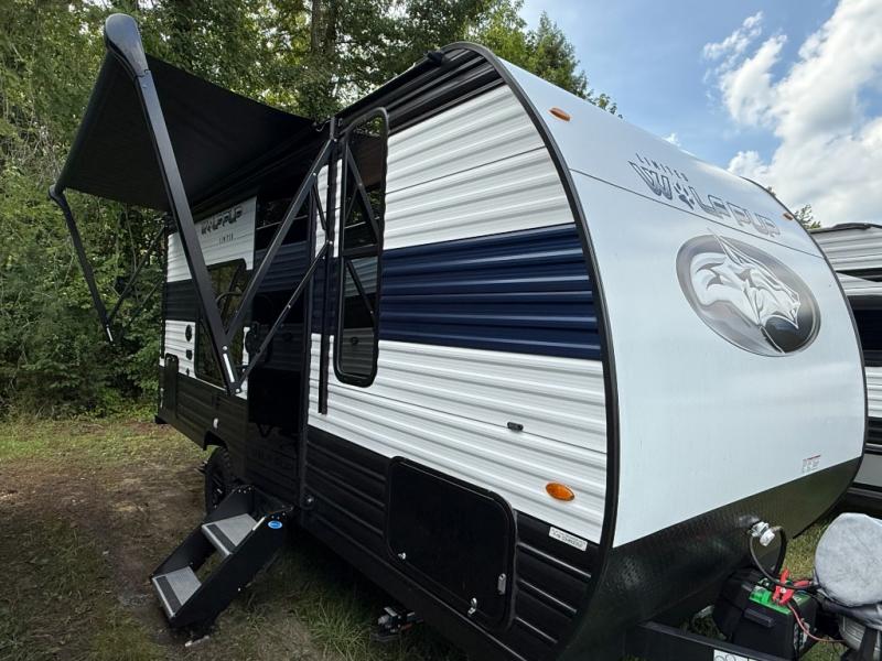 Used 2024 Forest River Cherokee Wolf Pup 16FQW