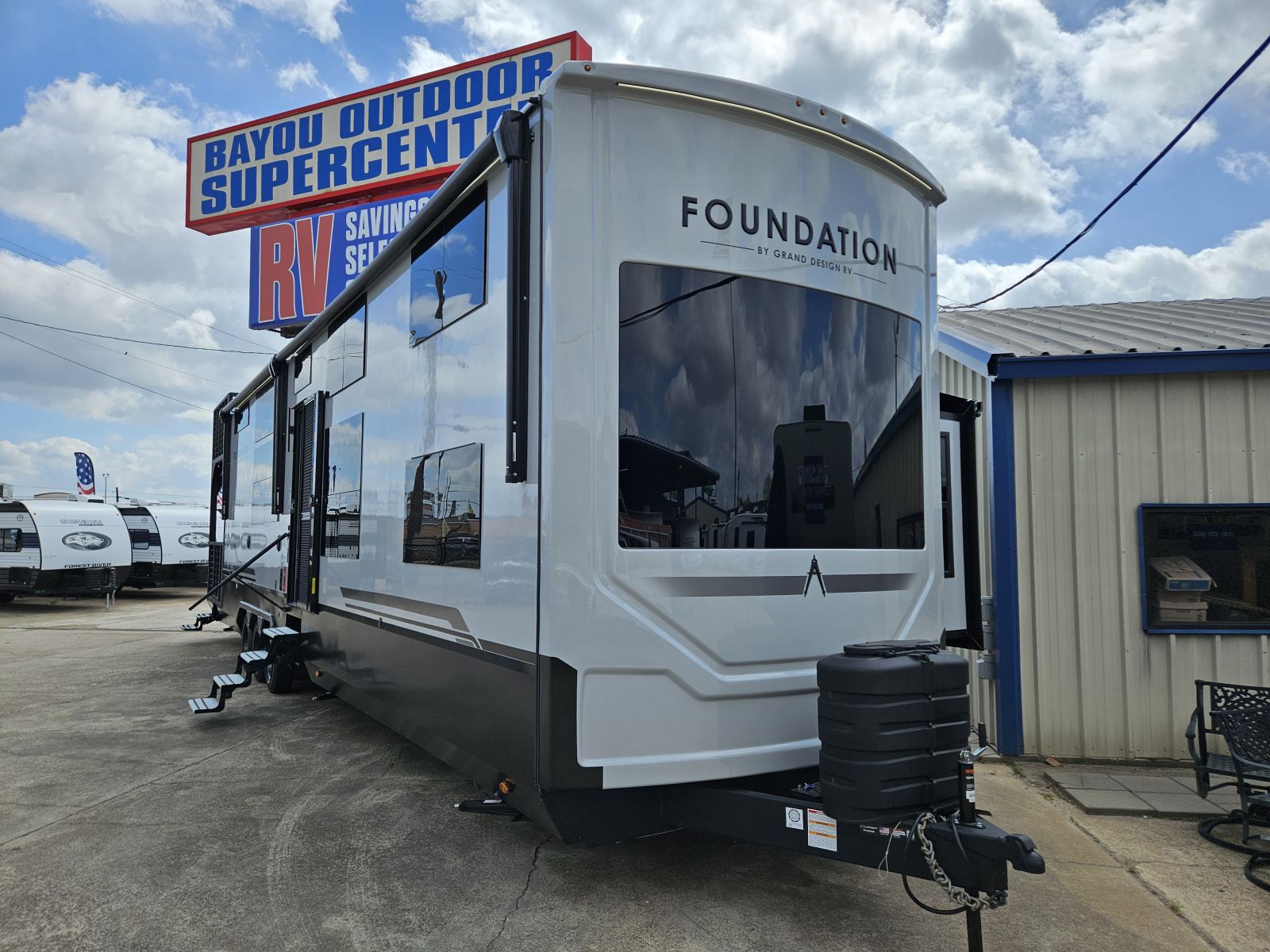 2026 Grand Design Foundation 42GD for Sale in Bossier City, LA