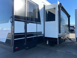 2026 Brinkley RV Model Z