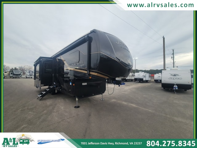 2026 Jayco Pinnacle