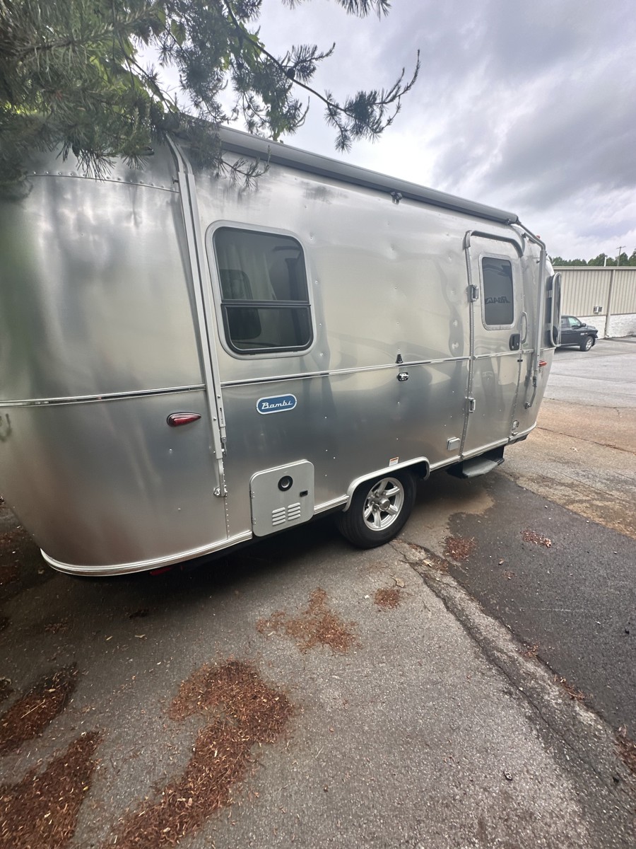 2024 Airstream Bambi 19CB for Sale