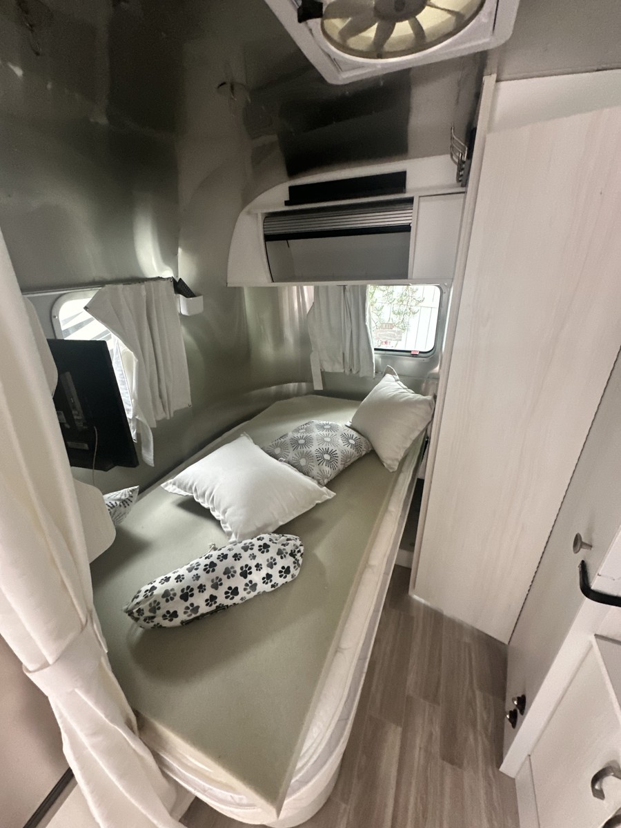 2024 Airstream Bambi 19CB for Sale