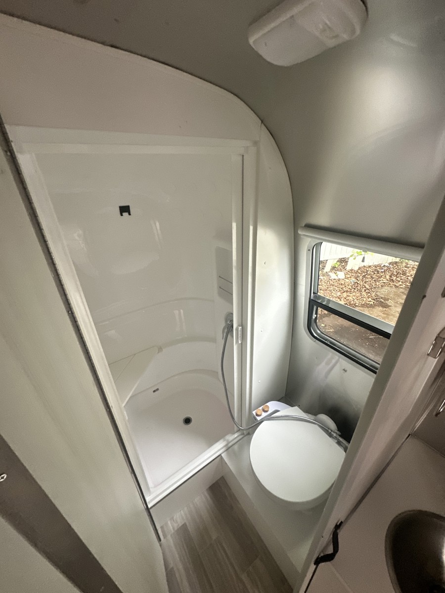 2024 Airstream Bambi 19CB for Sale