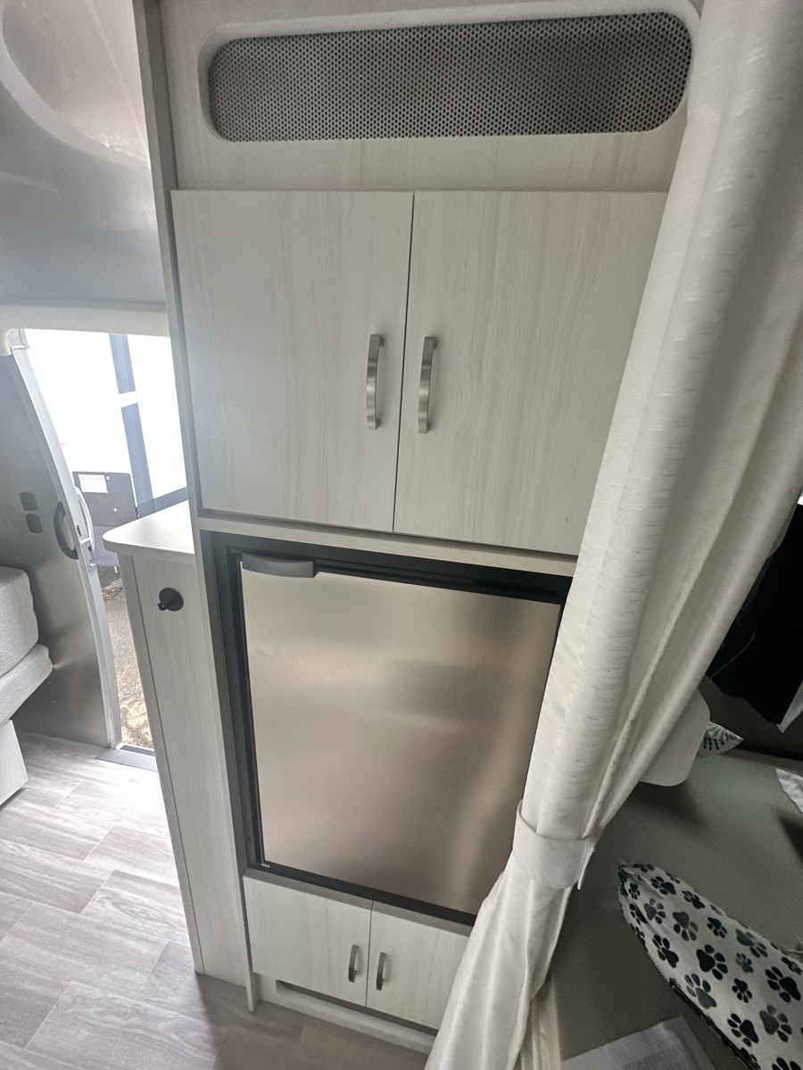 2024 Airstream Bambi 19CB for Sale